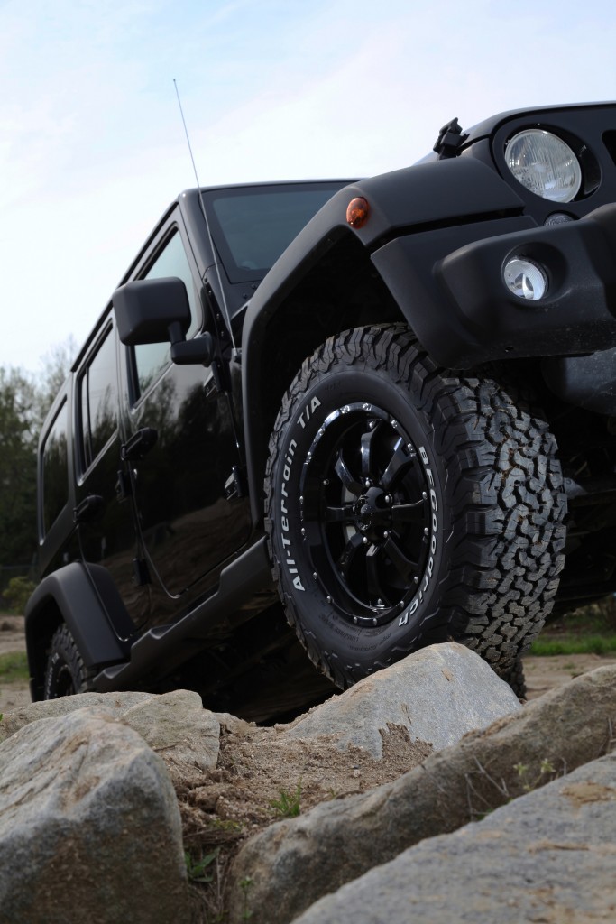 BF Goodrich】Rubber Sole：BF Goodrich All-Terrain T/A KO2