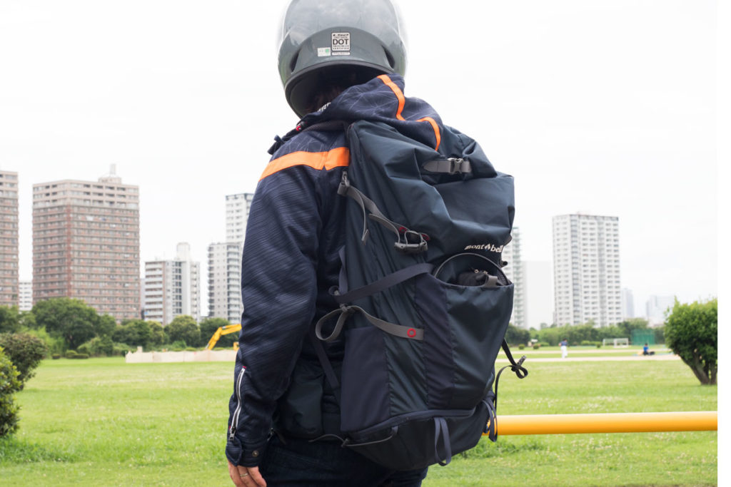 面倒だけど最高のレッグバッグ、クシタニの2ウェイレッグバッグ2を