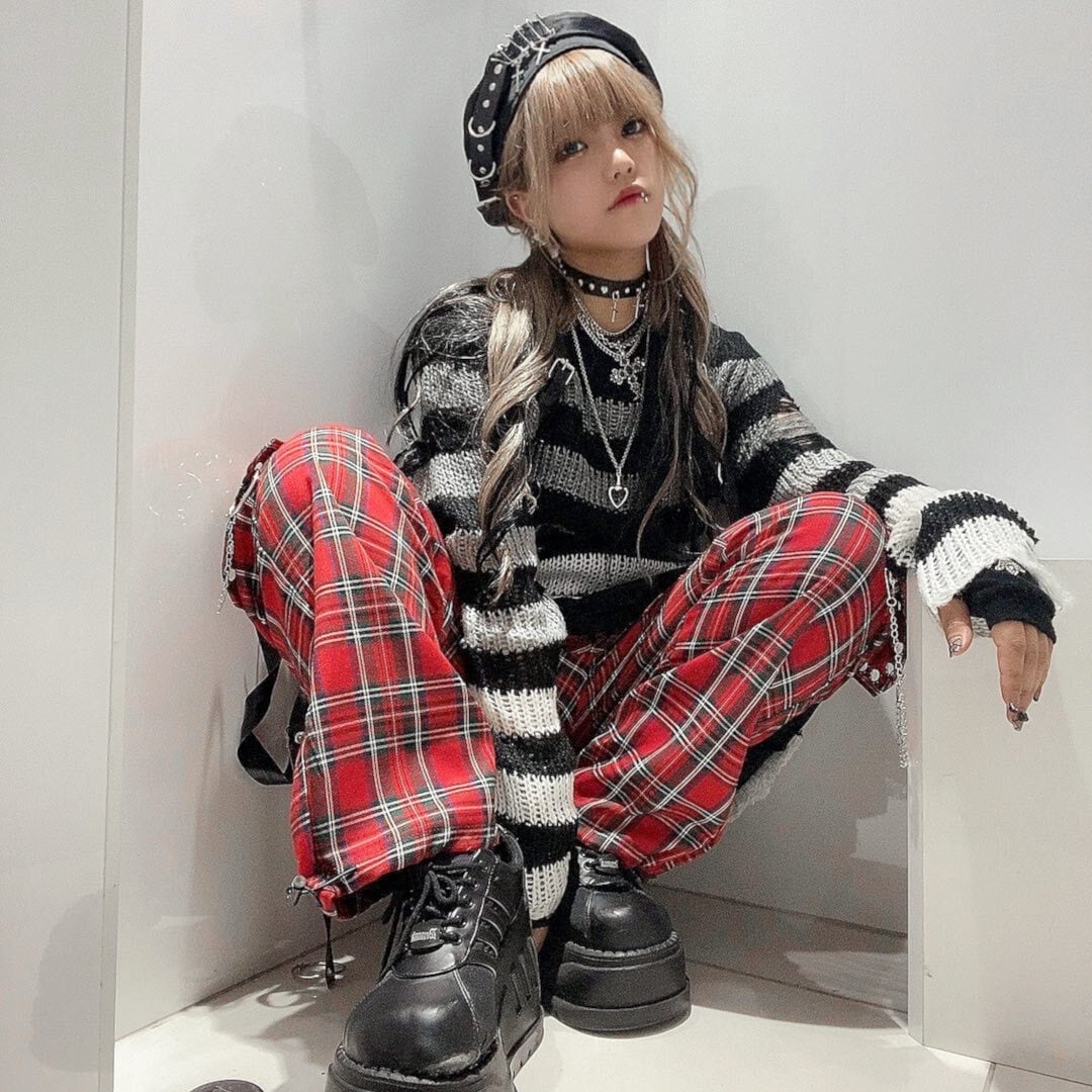 グラデ ボーダーダメージニット | VOLCAN&APHRODITE