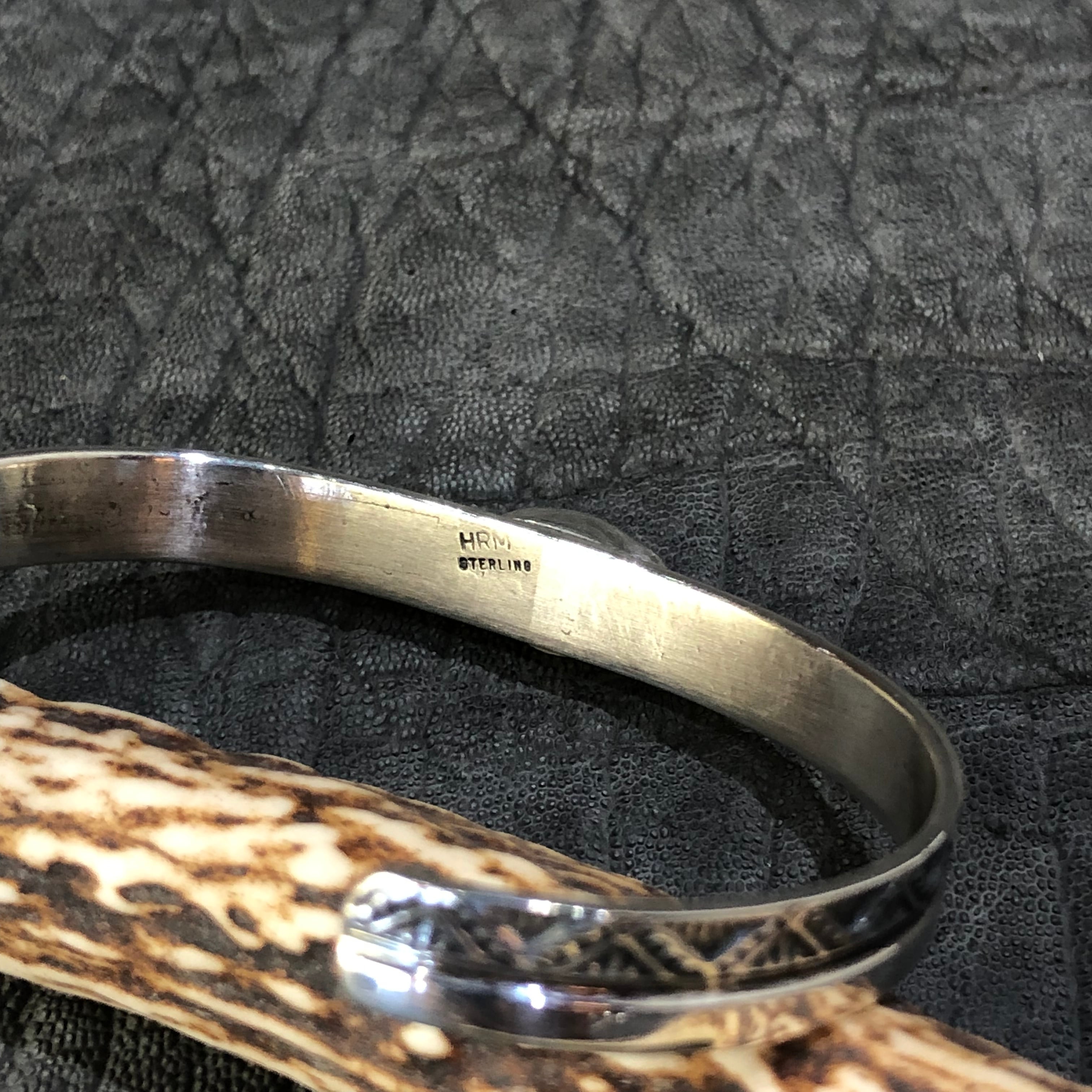 NAVAJO（ナバホ）族 アーティスト Henry・Mariano（ヘンリー