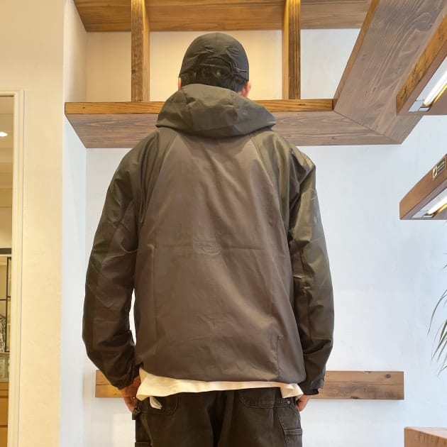 ARC'TERYX ウィンドシェル徹底比較！Norvan Wind Shell Hoody vs