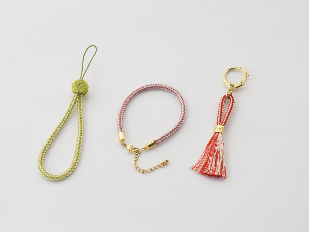 _○くみひも手組体験○角台を使って手組で江戸紐を使ったアクセサリー