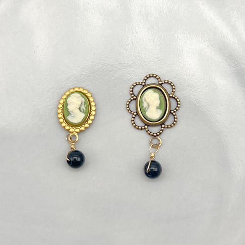 小さなカメオ ピアス・イヤリング サージカルステンレス 天然石