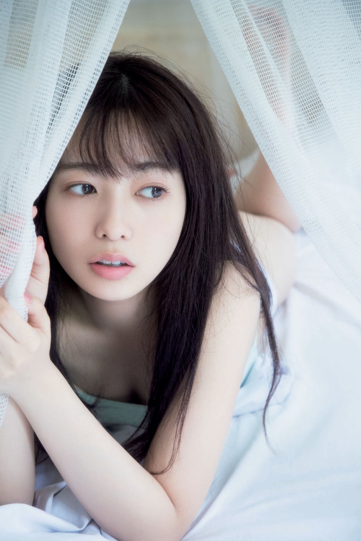 乃木坂46斉藤優里、初写真集カット先行公開 待望の初ビキニも解禁