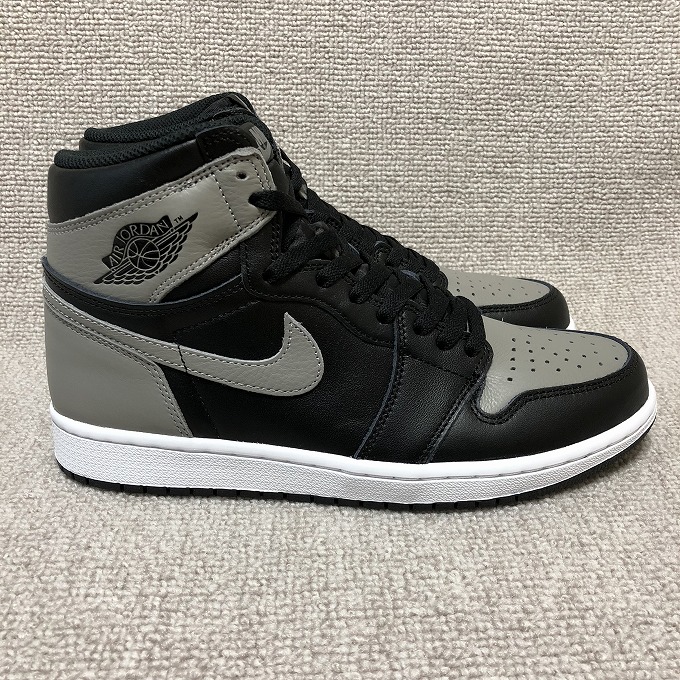 NIKE AIR JORDAN 1 RETRO HIGH OG SHADOW 2018の所有者レビュー
