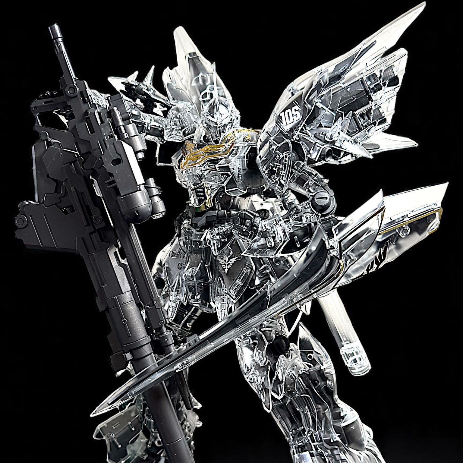 MG 1/100 シナンジュ[メカニカルクリア]｜かるまさんのガンプラ作品