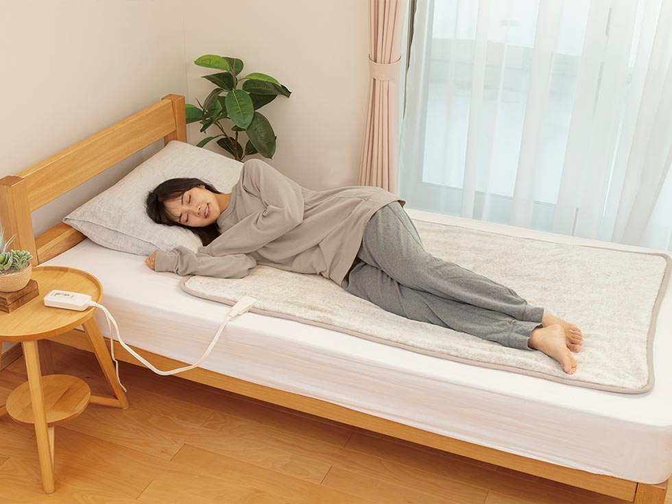 ラビットファー調電気敷毛布140×80cmKDS-50241R | コイズミオンライン