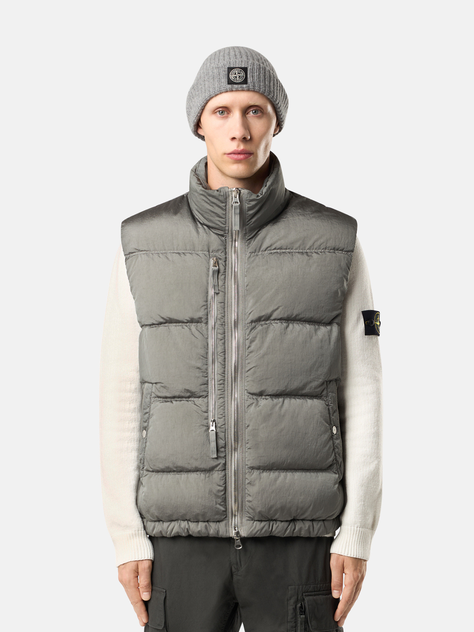 セメント ダウンベスト 撥水加工＆デュアルファスナーポケット G100006