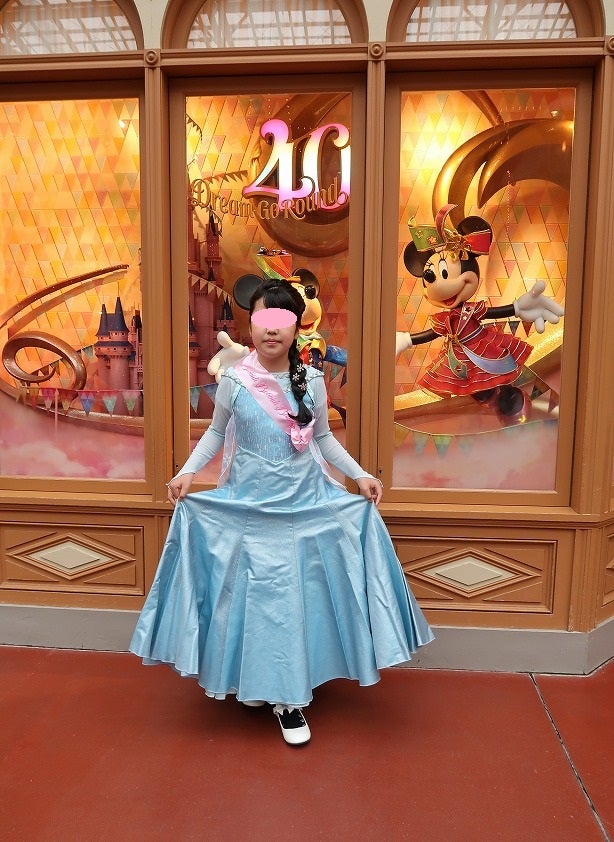 姫 ビビディ・バビディ・ブティックでアナ雪エルサに | My Favorite