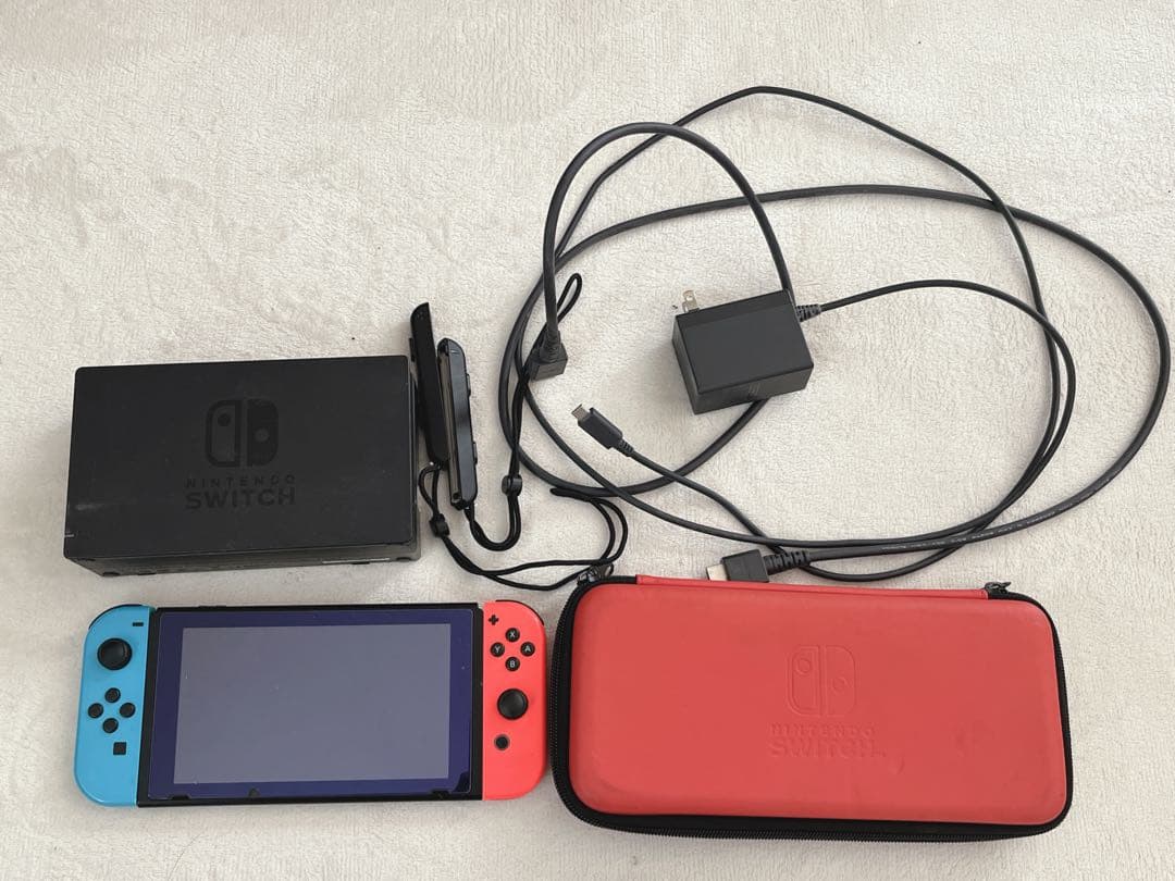 Nintendo Switch 本体 赤/青 Joy-Con ケース付き Nintendo Switch 本体 青 赤 Joy-Con dショッピング |☆任天堂