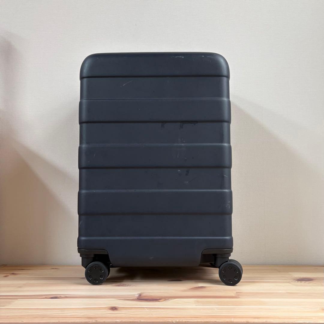無印良品　MUJI バーを自由に調節できるハードキャリーケース 36L ネイビー バーを自由に調節できる ハードキャリーケース（36L） | 無印良品