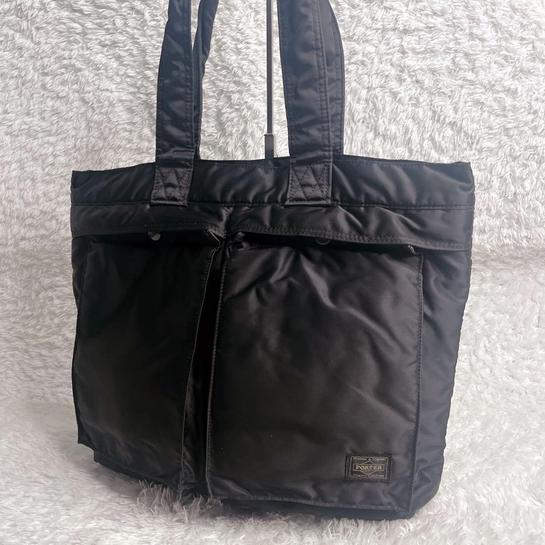 良品 ポーター タンカー ブラック トートバッグ A4 通勤 大容量 黒 肩がけ TANKER(タンカー) TOTE BAG(L) | 吉田カバンホームページ | YOSHIDA & Co.