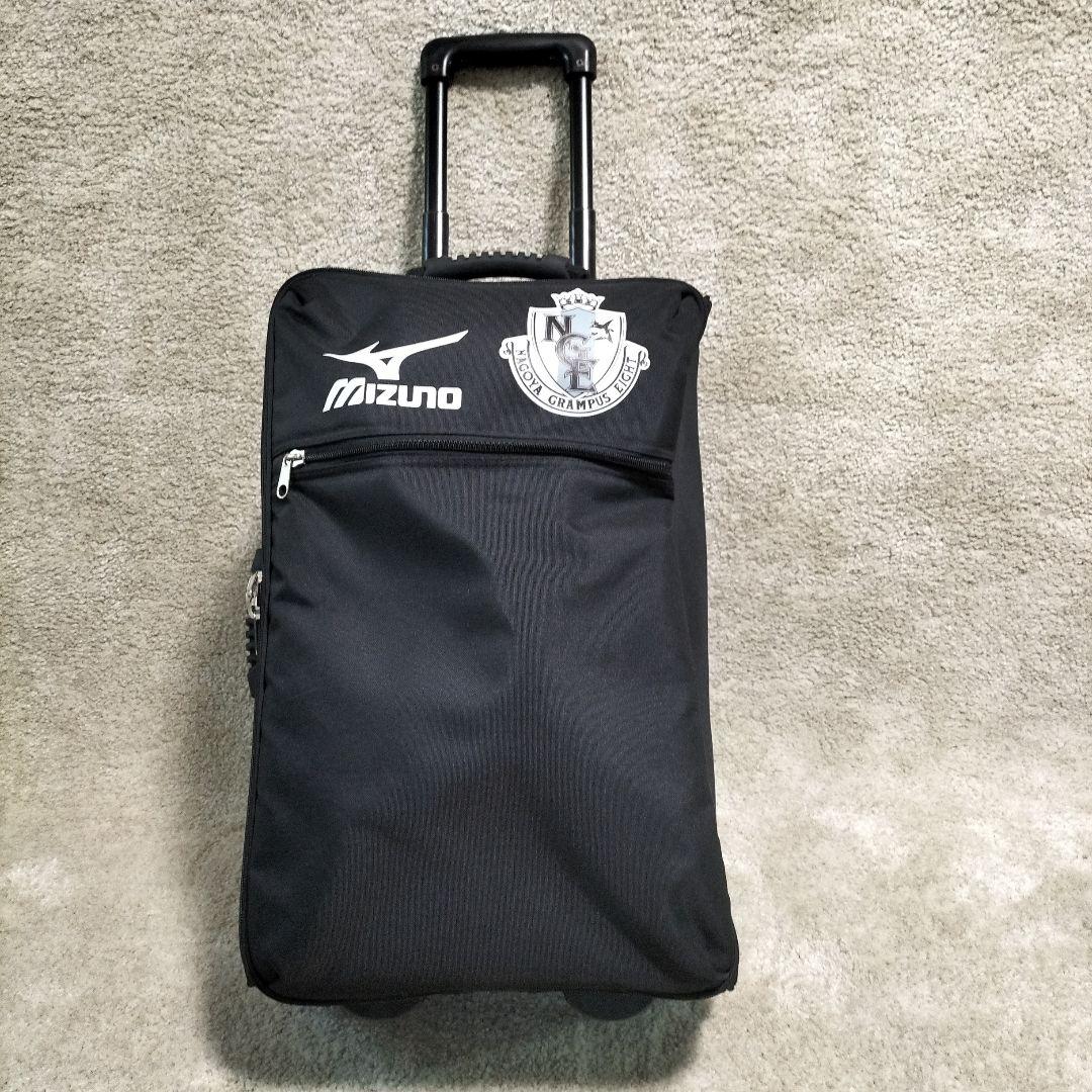 名古屋グランパス　Mizuno キャリーケース 黒 楽天市場】ミズノ カバン バッグ バック 軽量 機内持ち込みサイズ 30L