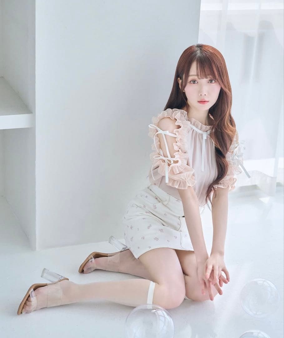 ロゼミューズ RoseMuse shoulder frills blouse shoulder frills blouse – BUNNY APARTMENT