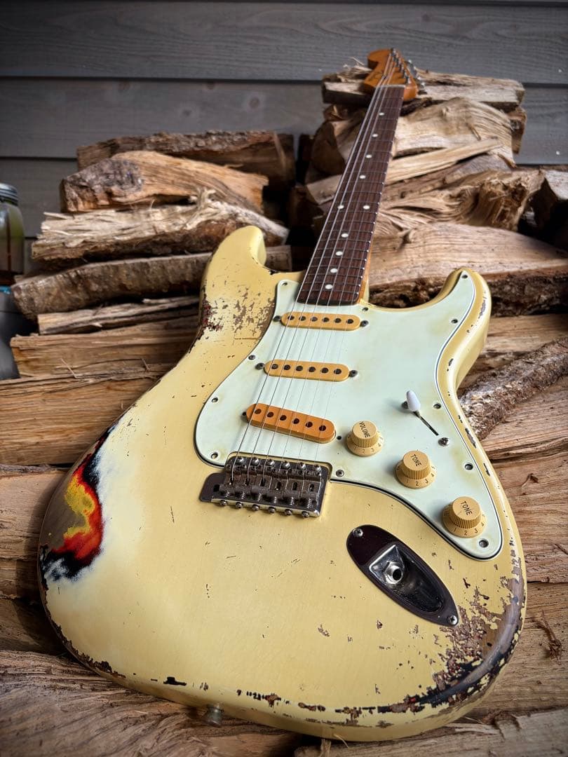 Component custom Stratocaster フルエイジド 2023 - Fender Custom Shop Limited Edition 1968 Stratocaster
