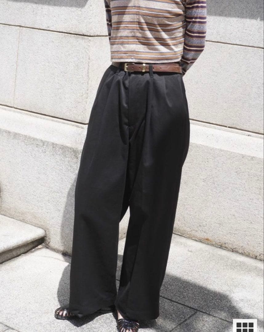 パンツ universal products 2tuck chino trousers UNIVERSAL PRODUCTS.(ユニバーサルプロダクツ)2TUCK CHINO WIDE