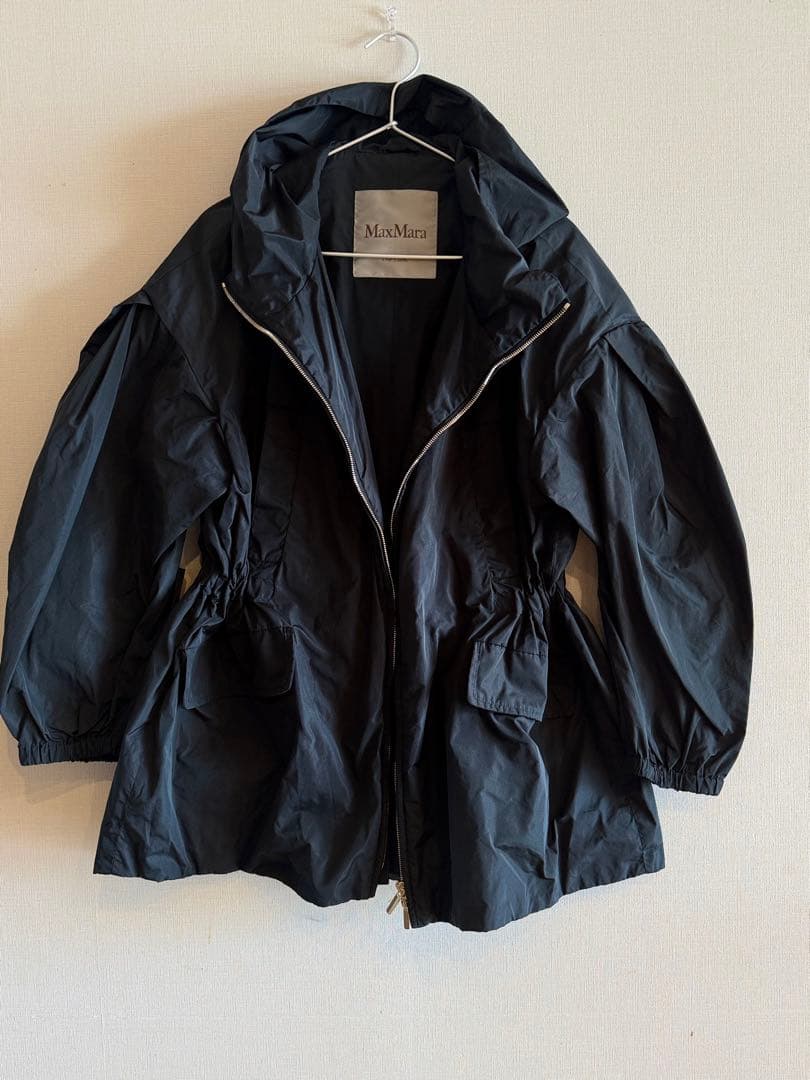 Max Mara The Cube フーデッド ナイロンジャケット 美品 マックスマーラ ザ・キューブ MAX MARA THE CUBE フーデッド ブルゾン