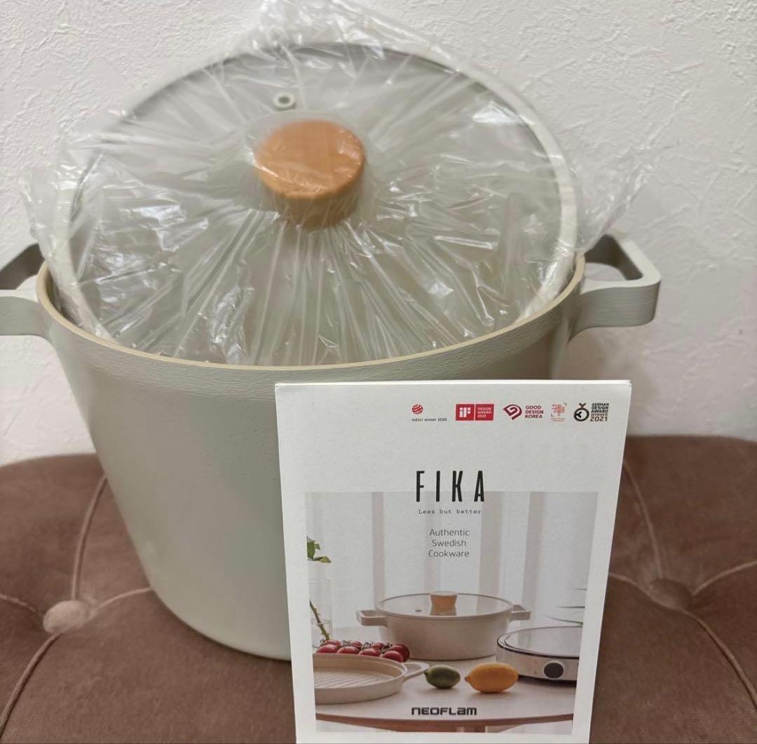 Fika/鍋22cm /ディープキャセロール（未使用） FIKA セラミックディープキャセロール（深鍋）22cm ピーチピンク