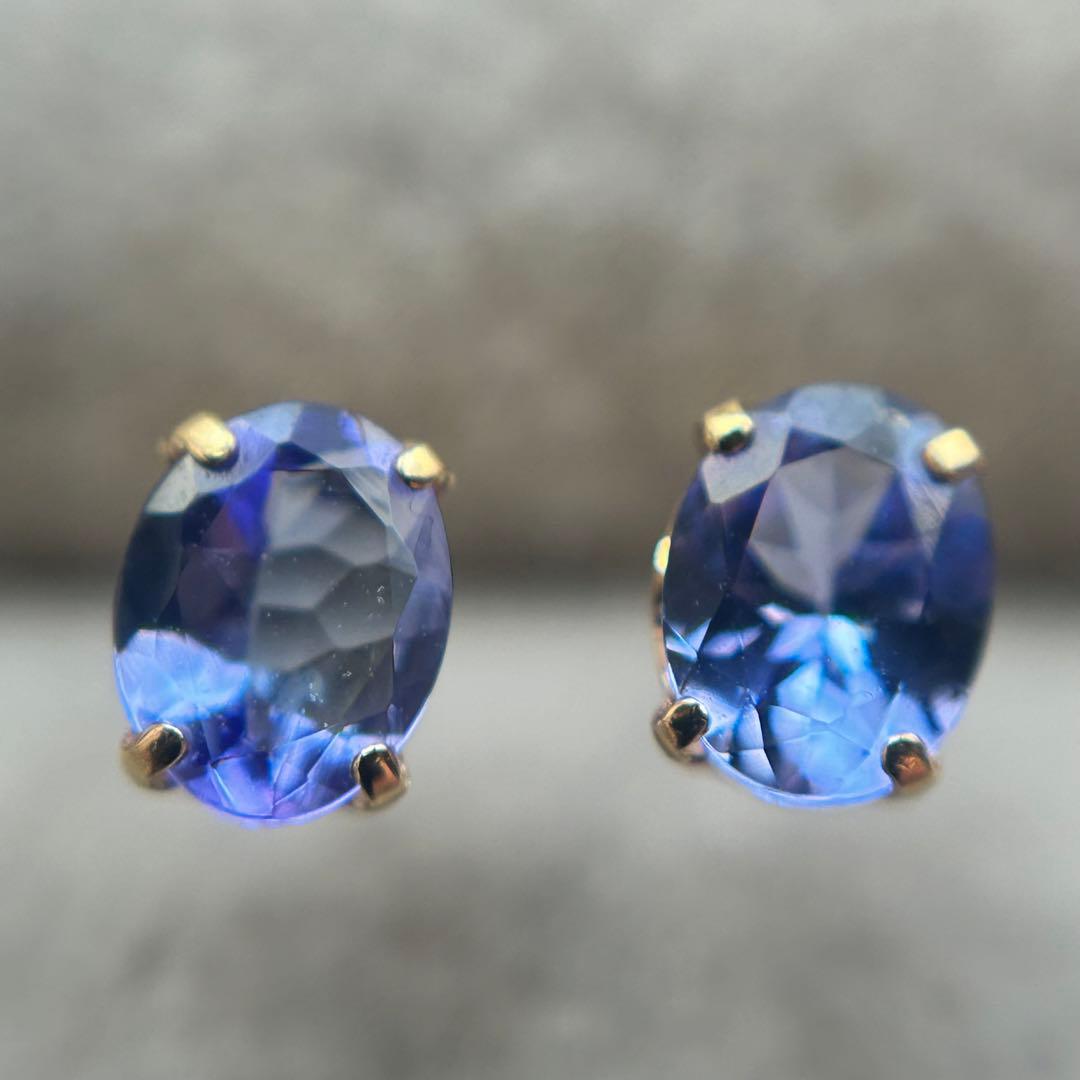 新品　タンザナイト　k18YG オーバル　スタッドピアス　18金 K18 誕生石×ダイヤモンド スタッドピアス （12月：タンザナイト）- me