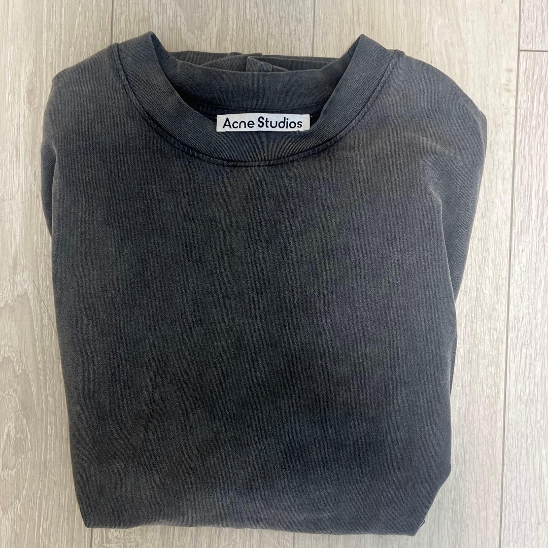 値下げ中　Acne Studios Tシャツ　厚手　裏面にロゴ入りのデザイン Acne Studios/アクネ ストゥディオズ_Men通販 | オーバーサイズロゴT
