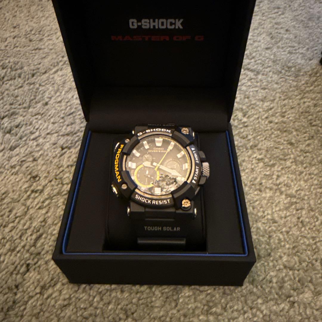 時計 G-SHOCK FROGMAN Even for G-Shock, This Bold New Dive Watch Touts an Unusually