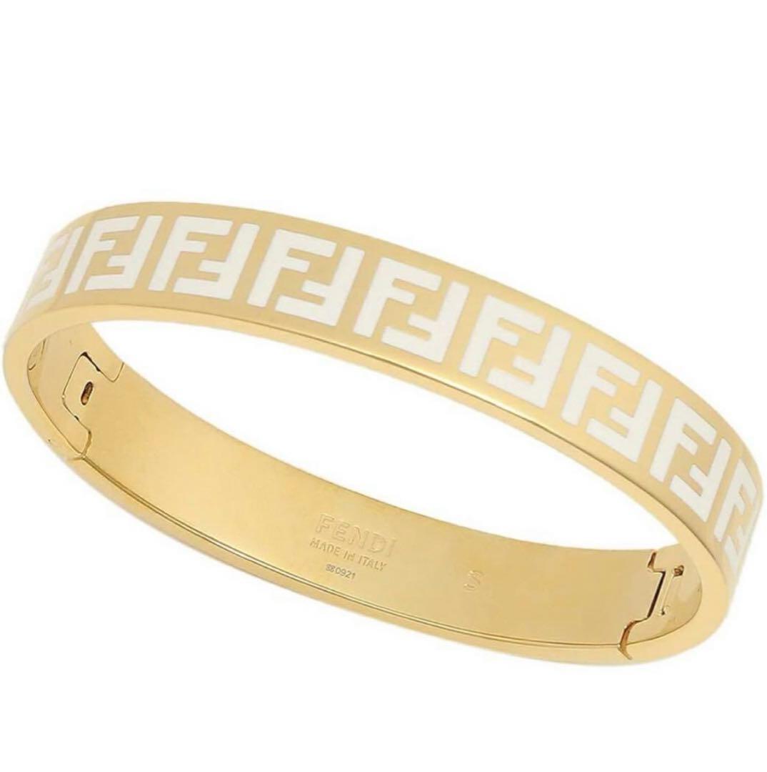 FENDI 可愛すぎるフェンディ フォーエバーブレスレット バングル