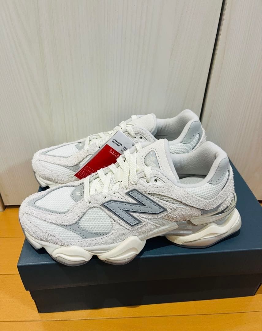 新品　New Balance U9060HSC WHITE 23.5cm