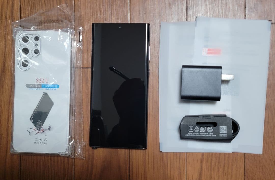 Samsung Galaxy S22 Ultra simフリーおまけ付き。 SIMフリー】Galaxy S22 Ultra SC-52C バーガンディ [256GB] 本体 [A